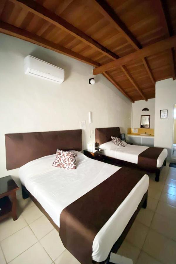 Hotel Vista Guamilule (Adults Only) Barra de Potosi エクステリア 写真